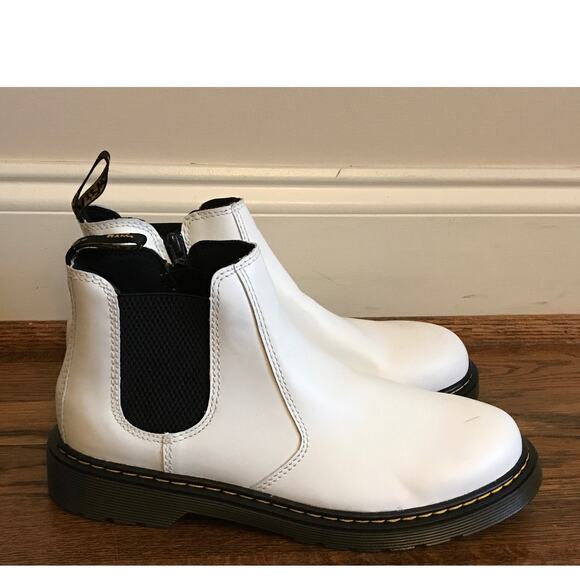 Dr. Martens White Leather Slip On Side Zip 2976 Chelsea Ankle Boot Womens 7 - Picture 2 of 12